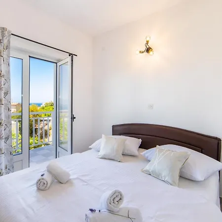 Tilda Apartmán Brist